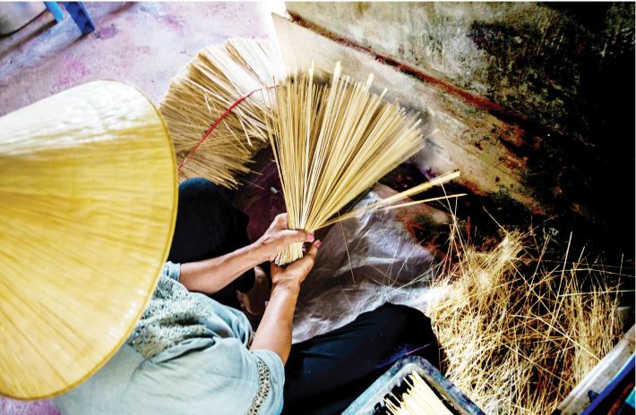 Sự khác biệt giữa nhang trầm có tăm và không tăm như thế nào?