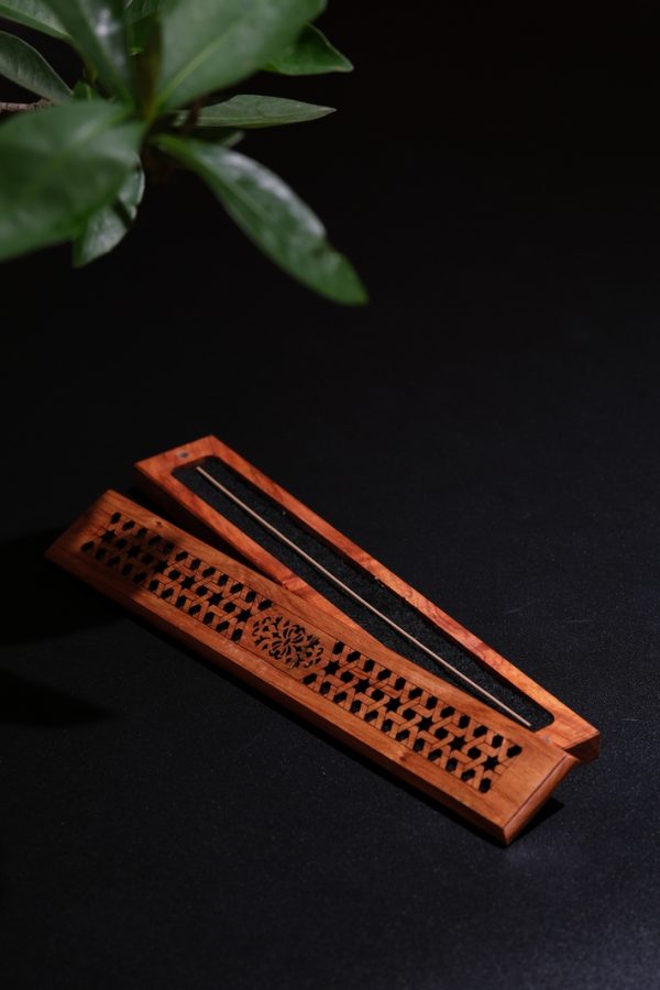 HỘP GỖ ĐỐT NHANG KHÔNG TĂM