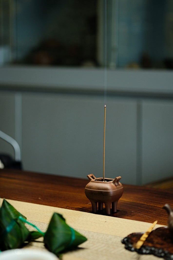 Nhang trầm chuẩn là như thế nào? Mua nhang trầm chất lượng, tự nhiên ở đâu?